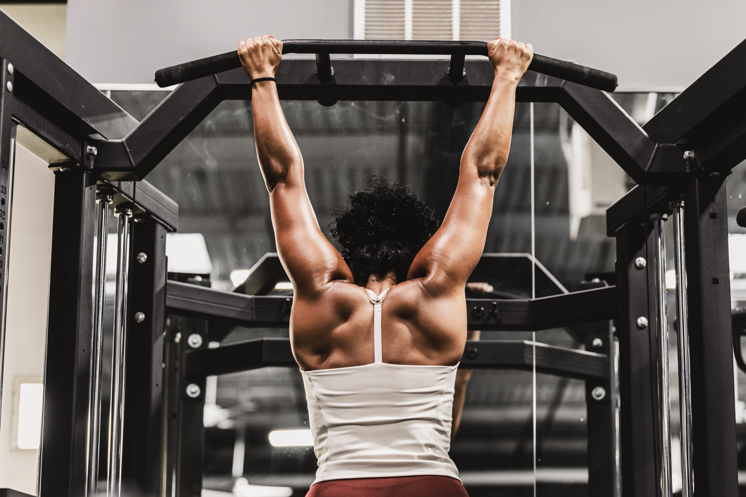 cedar knolls woman back workout